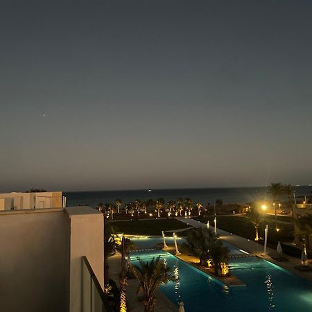 Mangroovy Seaview 2Br Beach And Pool Free Access Apartment Hurghada Bagian luar foto